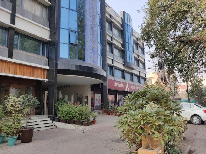 Hotel Crystal Palace Мірут Екстер'єр фото